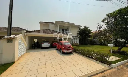 Casa em condomínio sobrado à venda no Condomínio Jardim Theodora, 4 suítes, 373m² de área construída e 691m² de área total
