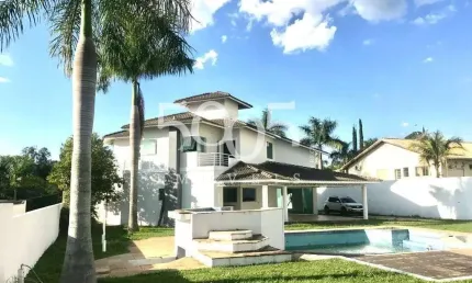 Casa à venda no condomínio village castelo com 530m² de área construída em um terreno de 1.500m², próximo ao parque da cacau show, cacau park