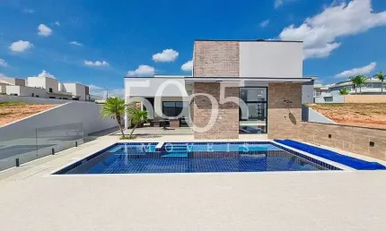 Casa à venda no Condomínio Portal dos Bandeirantes em Salto, com 400m² de área construída em um terreno de 700m².