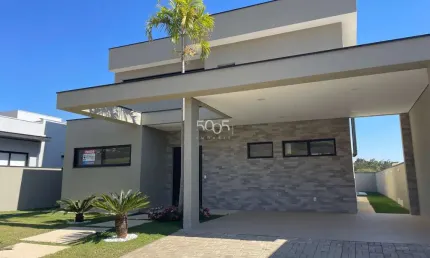 Lindo projeto no Cond. Villas do Golf, sua área construída é de 255m² e 503m² de terreno. Com previsão para entregar a obra em 2023.