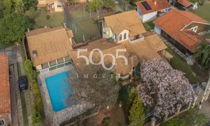 Casa a venda no Condomínio City Castelo, possui 550,00m2 construídos e  2.100,00m2 de área total.