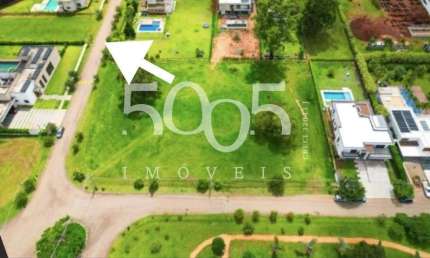Terreno à venda no condomínio Altos de Itu com 1321m² de área total e com uma ótima topografia. Com projeto já aprovado pela prefeitura e pelo cond.