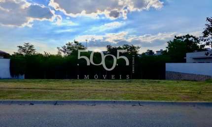Terreno à venda no Condomínio Residencial Una, com 360m² de área útil, plano.