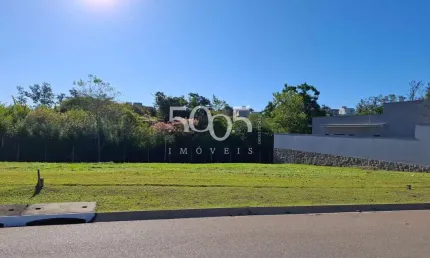 Terreno à venda no condomínio residencial una, com 360m² de área útil, plano.