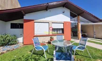 Casa com 3 quartos à venda no Atlântida Sul (Distrito), Osório  por R$ 550.000