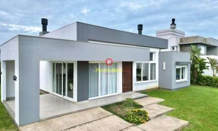 Casa em condomínio fechado com 4 quartos à venda no Atlântida Sul (Distrito), Osório , 206 m2 por R$ 2.200.000