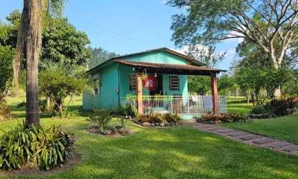 Casa com 3 quartos à venda na Área Rural de Sapiranga, Sapiranga  por R$ 800.000
