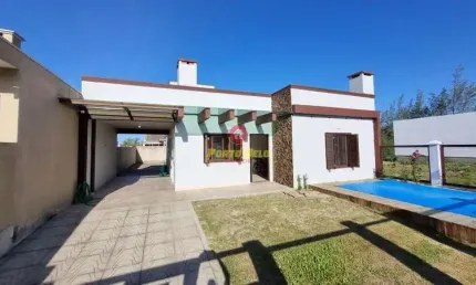 Casa com 3 quartos à venda no Atlântida Sul (Distrito), Osório  por R$ 565.000