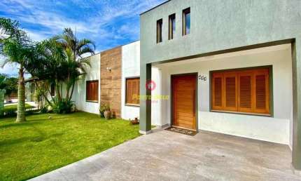 Casa com 4 quartos à venda no Atlântida Sul (Distrito), Osório  por R$ 550.000