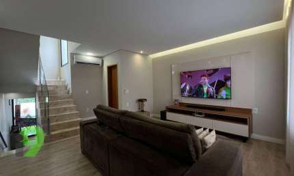 Sobrado com 3 dormitórios à venda, 140 m² por R$ 795.000,00 - Jardim Itália - Várzea Paulista/SP