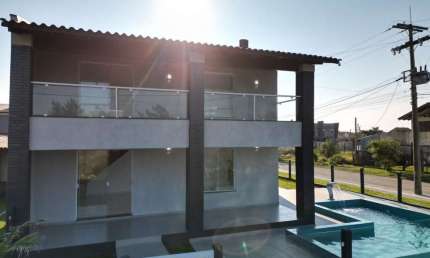 Casa com 3 quartos à venda na Cuba esq Beira Mar, Zona Norte, Capão da Canoa, 163 m2 por R$ 1.250.000