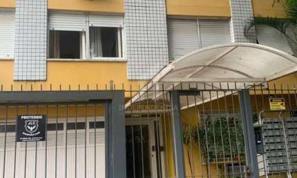 Apartamento com 2 quartos para alugar no São João, Porto Alegre 