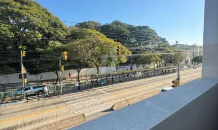 Apartamento com 2 quartos para alugar no Santana, Porto Alegre 