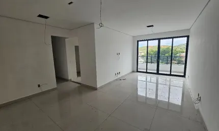 Apartamento à venda no Bairro Maria Eugênia, Governador Valadares – MG