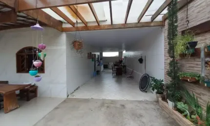 Casa à venda no Bairro Jardim Ipê, Governador Valadares – MG