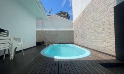 Casa a venda com 3 quartos em balneário camboriú para | Centro, Balneário Camboriú, Santa Catarina