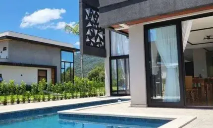 Casa em condomínio fechado, caledônia, camboriú-sc para | Centro, Camboriú, Santa Catarina