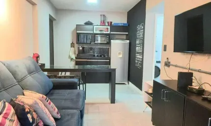 Apartamento com 2 quartos no centro de balneário camboriú.
