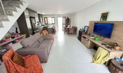 Casa no bairro santa regina para | Santa Regina, Camboriú, Santa Catarina