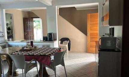 Casa com quintal para | Cedro, Camboriú, Santa Catarina