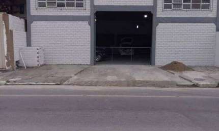 Galpão com mezanino em uma das principais ruas do bairro municípios com acesso fácil a camboriú e para | Municípios, Balneário Camboriú, Santa Catarina