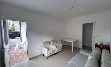 Casa aconchegante com 2 dormitórios, situada no centro de balneário camboriú para | Centro, Balneário Camboriú, Santa Catarina