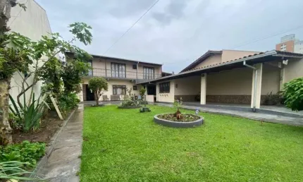 Casa duplex a vendana vila são judas - itajaí sc. para | São Judas, Itajaí, Santa Catarina