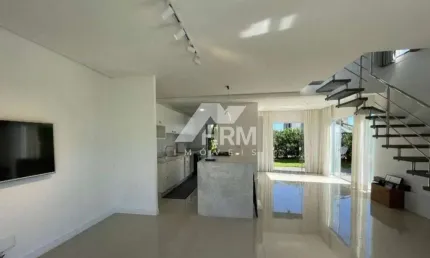 Casa em condomínio fechado situado em balneário camboriú-sc. para | São Judas Tadeu, Balneário Camboriú, Santa Catarina