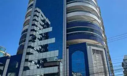 Apartamento com 4 quartos à venda na Rua 207, Meia Praia, Itapema
