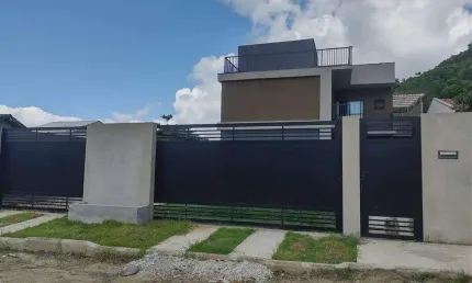 Casa com 5 quartos - bombinhas para venda | , Bombinhas, Santa Catarina