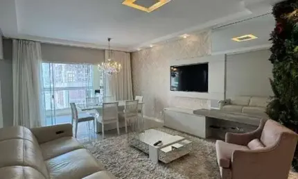 Apartamento com 3 quartos à venda na Rua 248, Meia Praia, Itapema