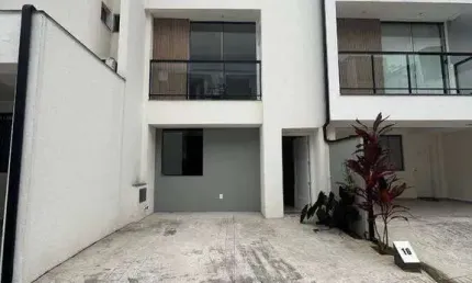 Casa em condomínio fechado com 2 quartos à venda na Rua João Batista Ganancini, Cedro, Camboriú