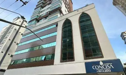 Apartamento com 3 quartos à venda na Rua 258, Meia Praia, Itapema