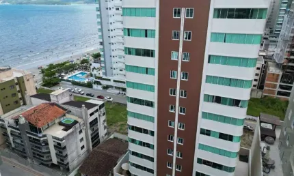 Apartamento com 4 quartos à venda na Rua 295, Meia Praia, Itapema