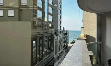 Apartamento com 4 quartos à venda na Rua 315, Meia Praia, Itapema
