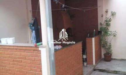 Casa à venda, com 3 dormitórios sendo 1 suíte no Jardim Amanda II em Hortolândia - SP