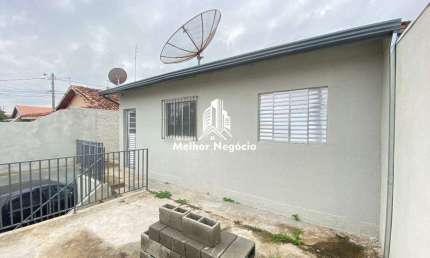 Casa à Venda com 2 dormitórios, reformada, no Conjunto Habitacional Parque Itajaí, em Campinas, SP