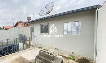 Casa à Venda com 2 dormitórios, reformada, no Conjunto Habitacional Parque Itajaí, em Campinas, SP