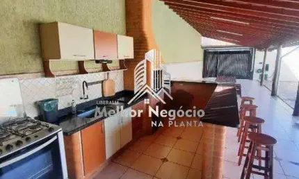 Casa/Edicula com 2 dormitórios à venda no Residencial Santo Antônio em Piracicaba-SP.