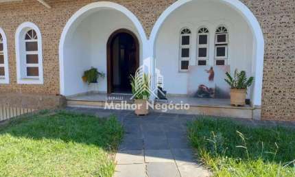 Oportunidade! Casa á venda, 4 dormitórios(quartos) 3 suites no Bairro Alto - Piracicaba/SP