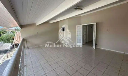 Casa a venda com 4 Quartos e 3 banheiros à Venda no Jardim Caxambú, Piracicaba - SP