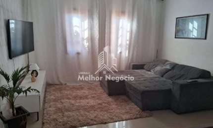 Casa com 2 dormitórios, sendo 1 suíte, à venda em Limeira.