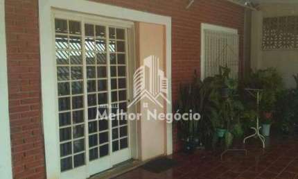 Casa à venda com 3 dormitórios(sendo 1 suíte) no Parque Universitário de Viracopos-Campinas/SP.