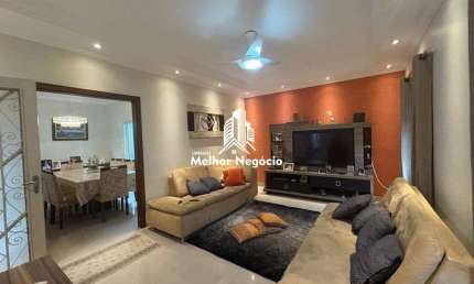 CASA 4 QUARTOS A VENDA - Jardim Nova Europa em Campinas/SP