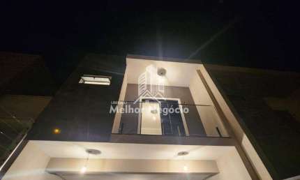 Casa com 03 dormitórios (01 suíte) à venda, no bairro Parque Jambeiro em Campinas/SP.