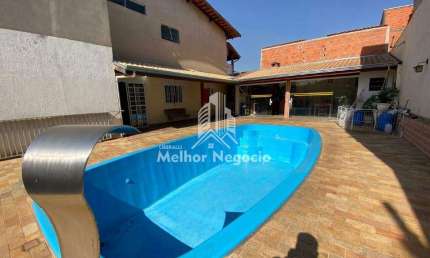 Casa à venda no Residencial Vila Uniao em Campinas,SP. Com 4 dorms, 3 banheiros, 3 vagas de garagem e com piscina.
