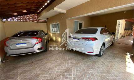 Casa à venda no Resedencial Vila Uniao em Campinas,SP. Com 4 dorms,3 banheiros, 3 vagas de garagem e com piscina.