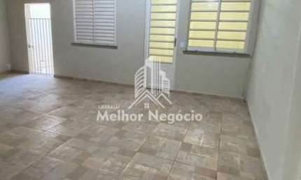 Casa à Venda com 2 dormitórios com área de churrasqueira, localizado no Conjunto Residencial Parque São Bento, em Campinas, SP