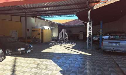 Casa à venda, Vila Real, Hortolândia, SP.Casa otima pra comercio .Casa com 2 quartos,sala,cozinha e banheiro.Com 6 vagas de garagem .