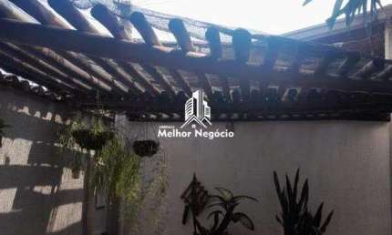Casa à venda no Jardim Ypiranga em Sumaré, SP Casa com 3 dormitórios, sendo 1 suíte, 3 banheiros e 3 vagas de garagem cobertas.